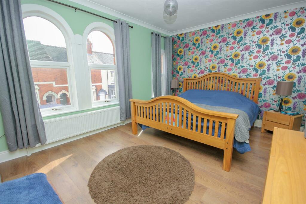 Master Bedroom1 .jpg