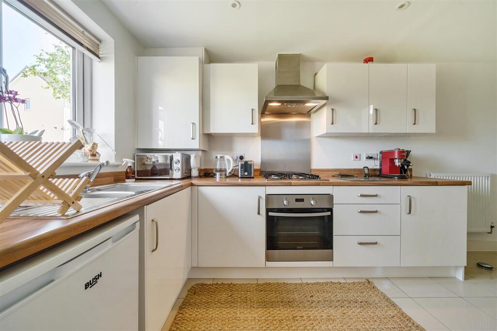 7-681b39f597527-1288115-ARW-77-681b39f597527-12881