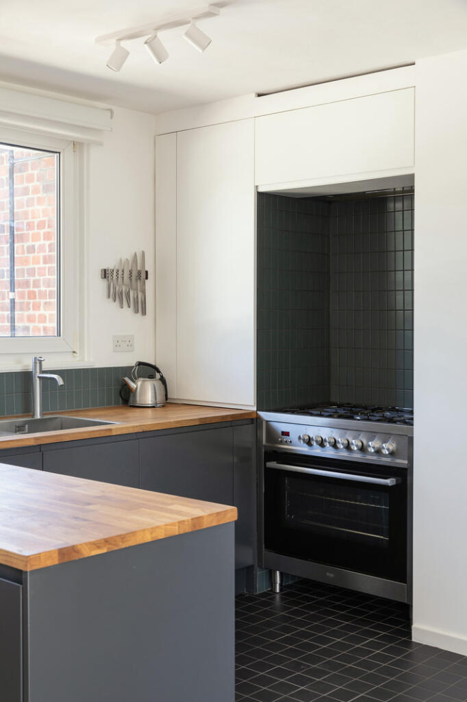 187586 - PAKENHAM-HOUSE-HIGHRES-16.jpg