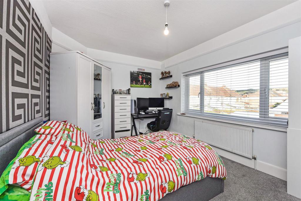 Bedroom.jpg
