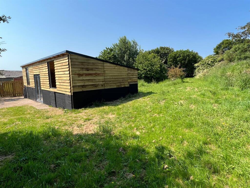 Outbuilding