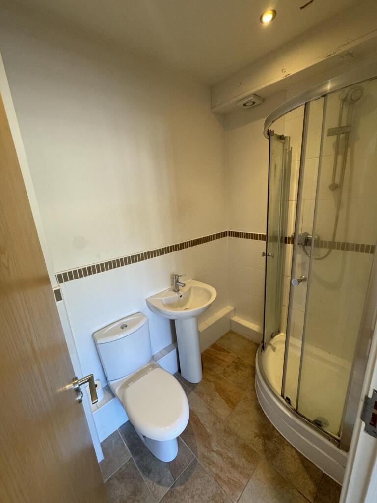 En Suite Bathroom