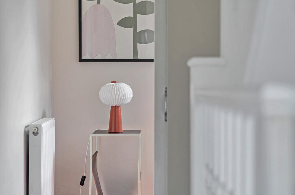 35-681b3b30a5bd1-...