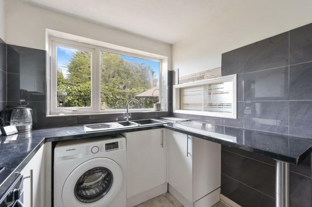 CYCLAMEN WAY   (13).jpg