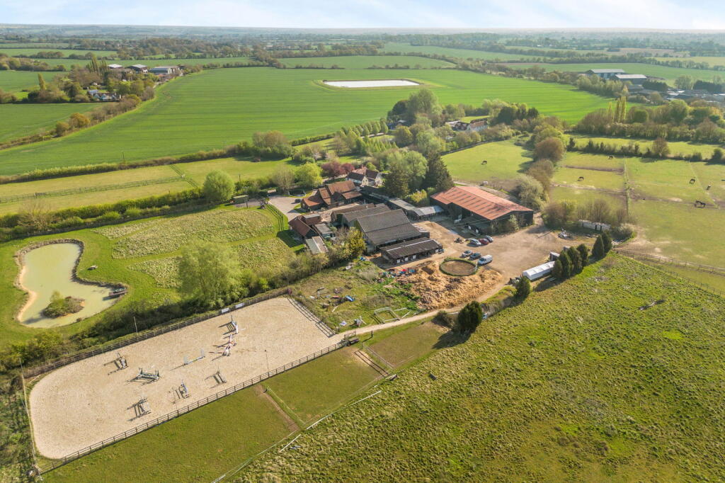 Rands Road, High Roding, Dunmow CM6