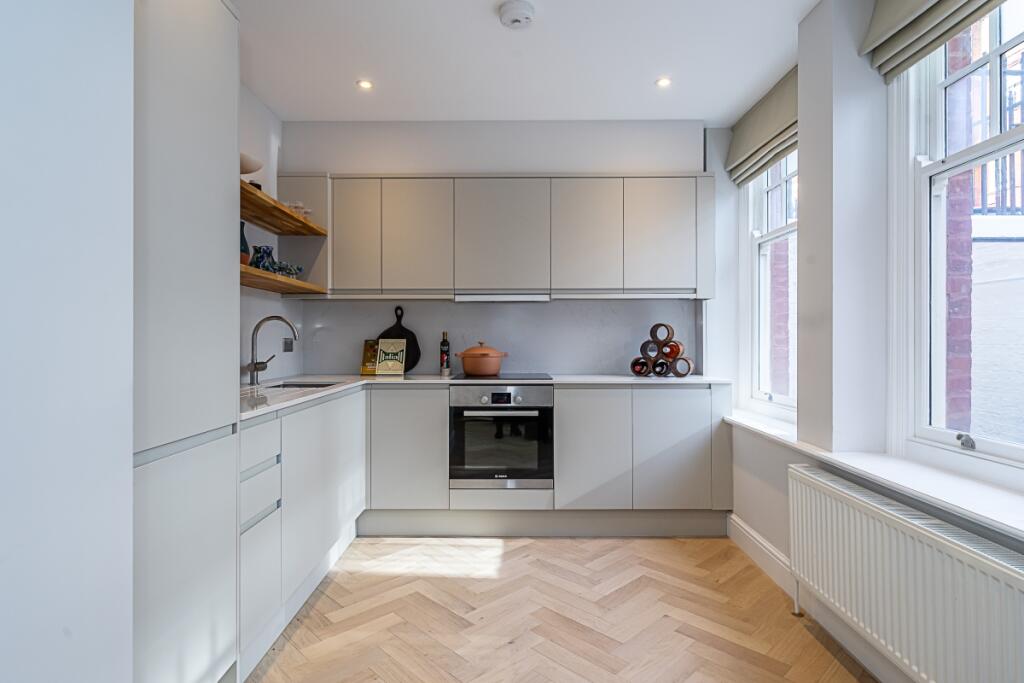 202_A_Hamlet_Gard...