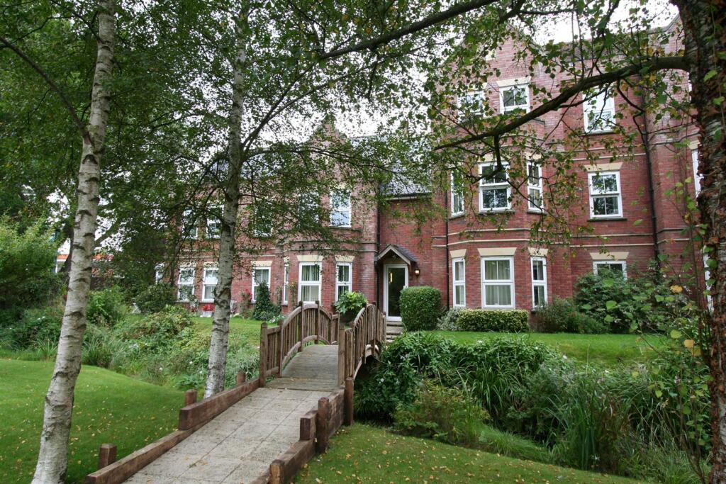 Brooklyn Court 12 Communal Gardens (Custom).JPG