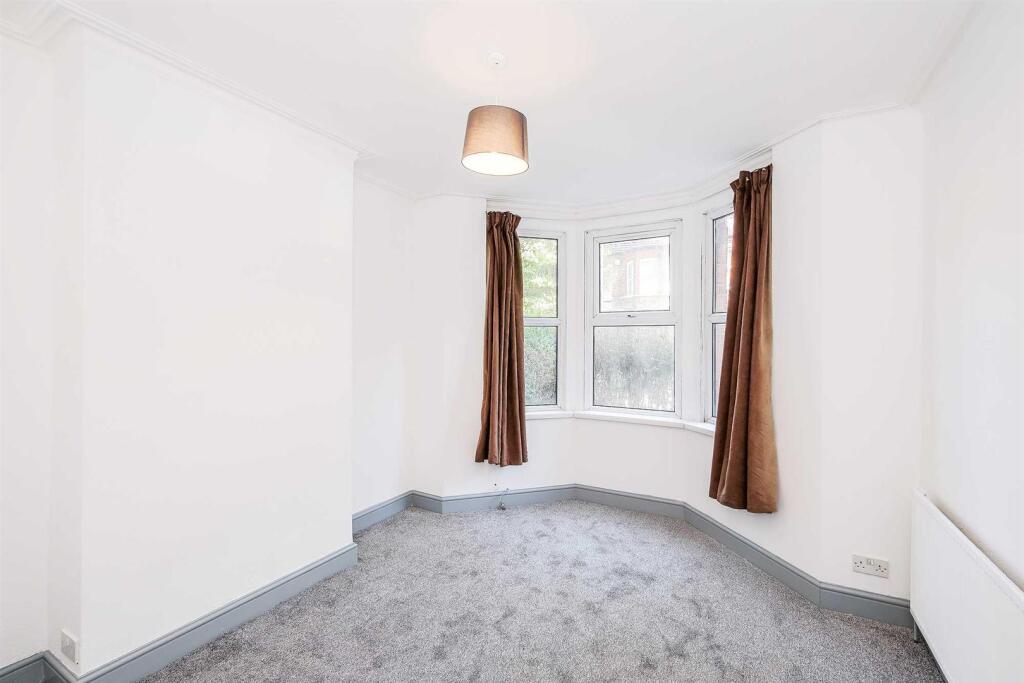 6 Cornwallis road-2.JPG