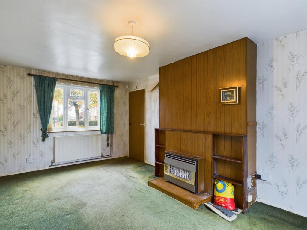 CAM01740G0-PR0296-STILL007