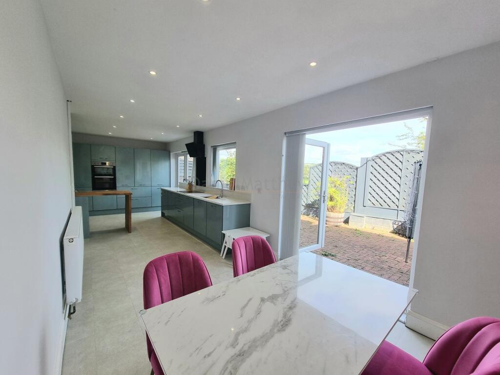 Kitchen/ Diner