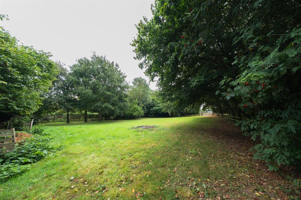 1 Brownhills Barn-074.jpg