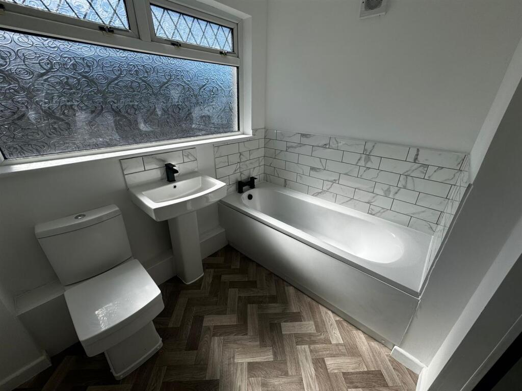 WhatsApp Image 2024-08-12 at 16.07.53.jpeg