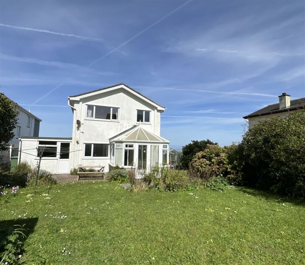 Garden, Garage &amp; Views