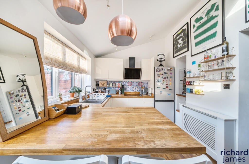 b051292027ba4f6d8d0f7e09a655fad0