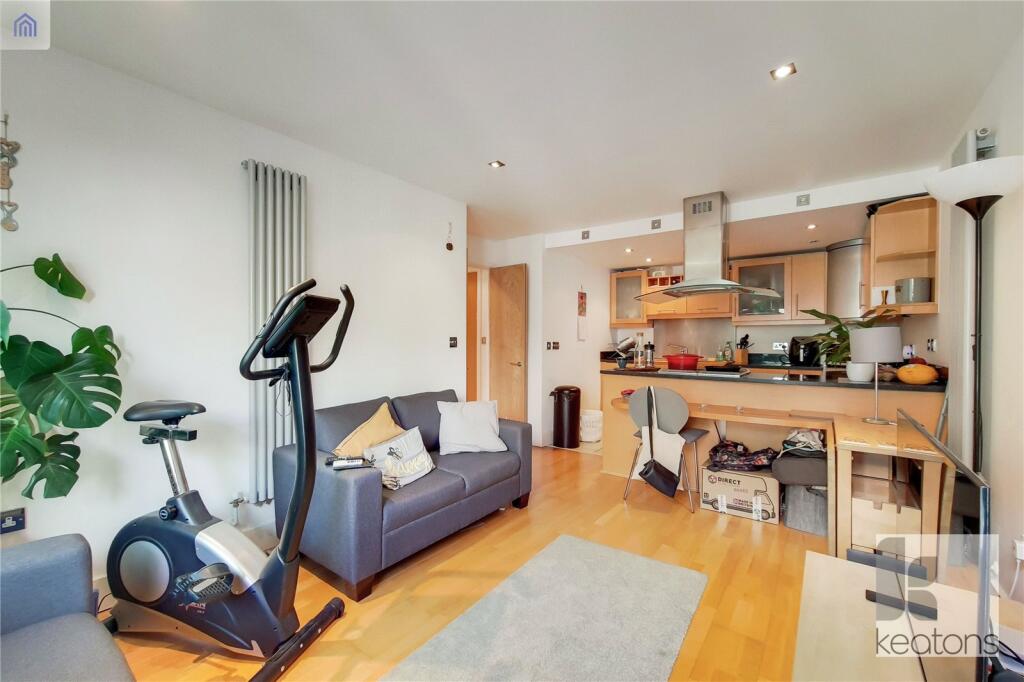 Living Room/Kitchen