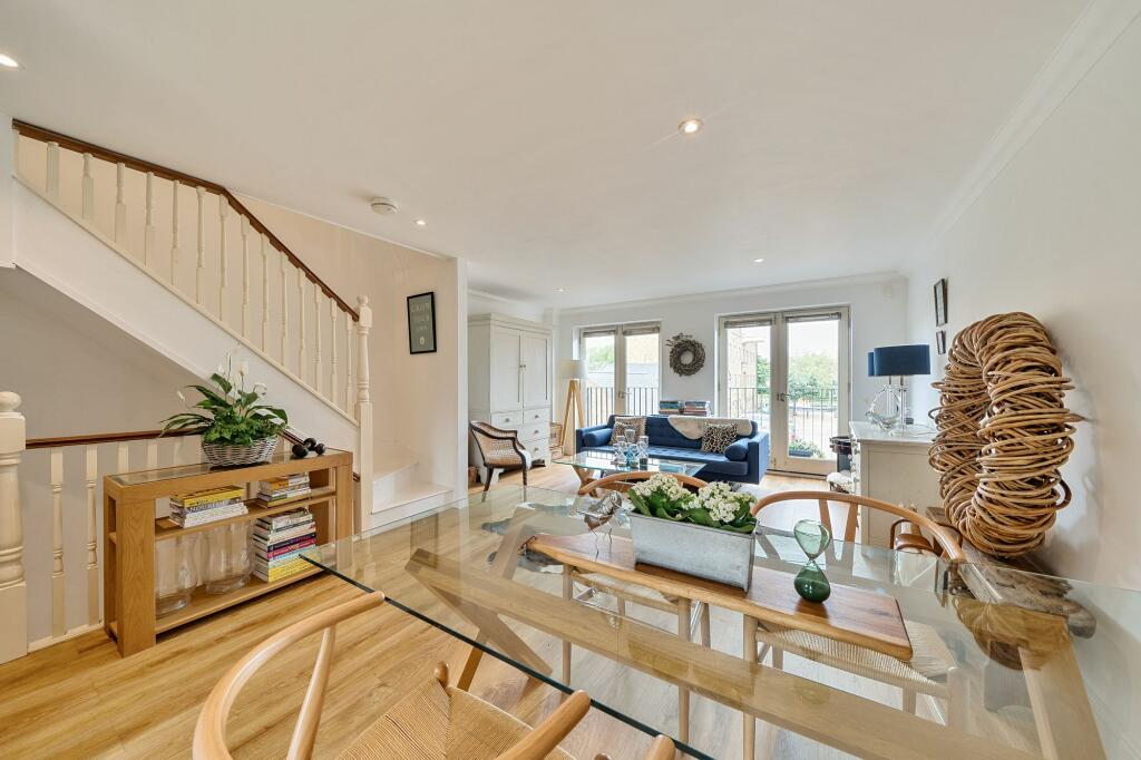 Living Room/Dining Room/Kitchen (4)
