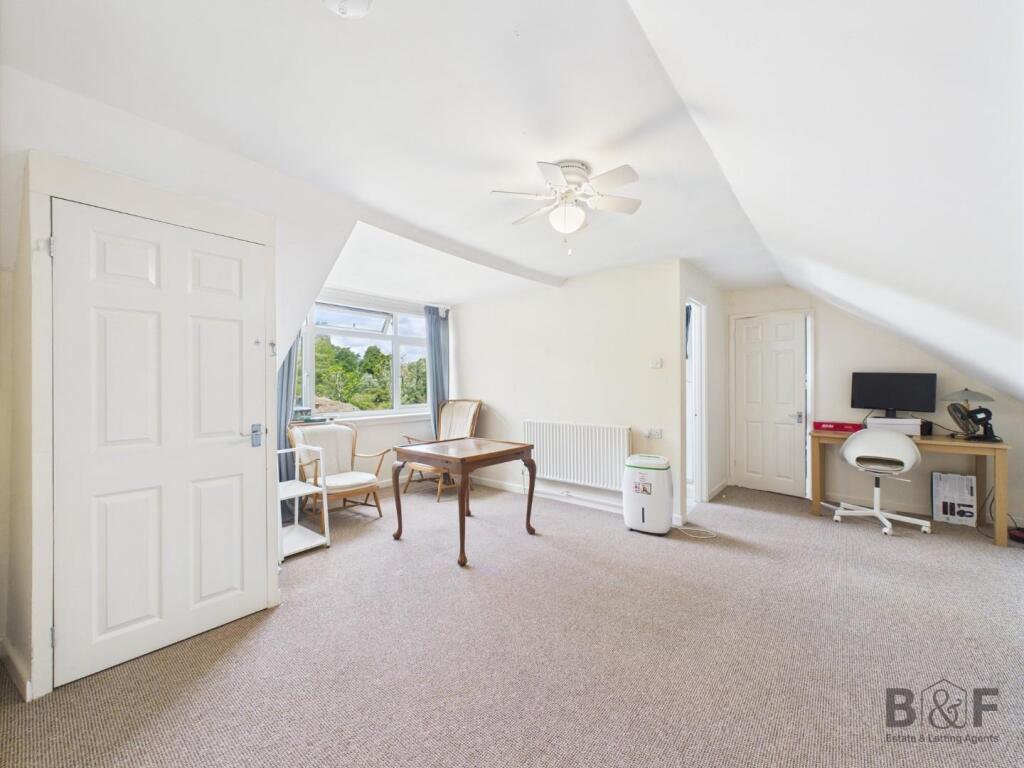 CAM01872G0-PR0378-STILL029.jpg