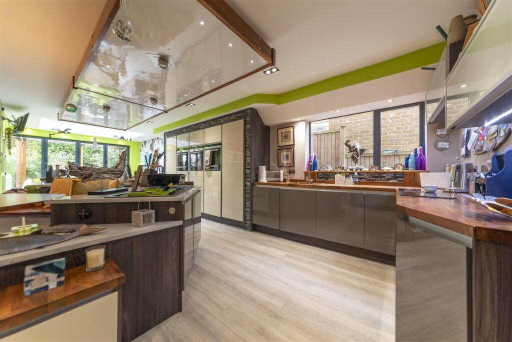 Lounge/Kitchen/Dinning Room