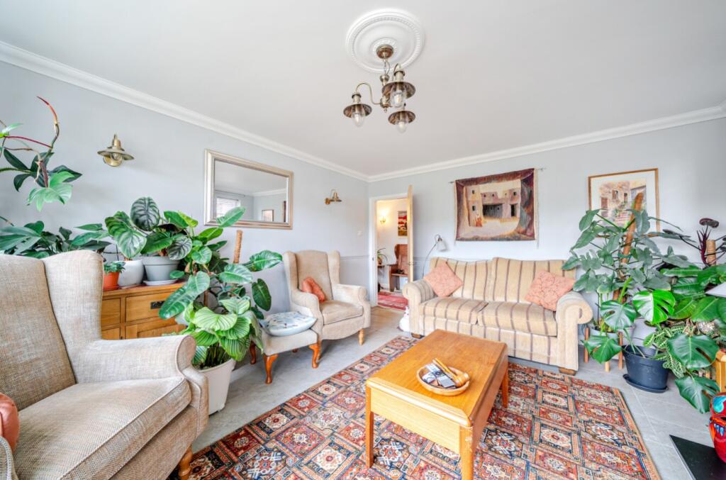 1343493-8-68af9616e83c0