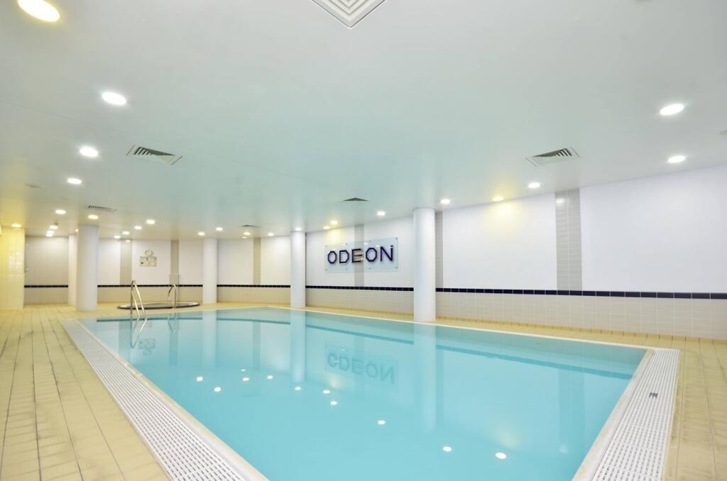 15984_1335171_IMG...