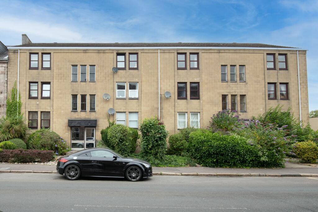 Cardwell Road, Gourock, PA19