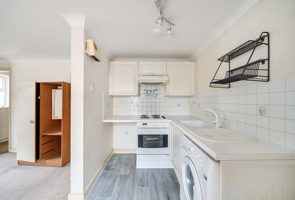 1316275-3-685bba9...