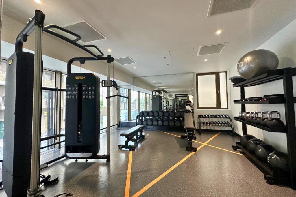 white-city-living-devlopment-gym (3).jpg