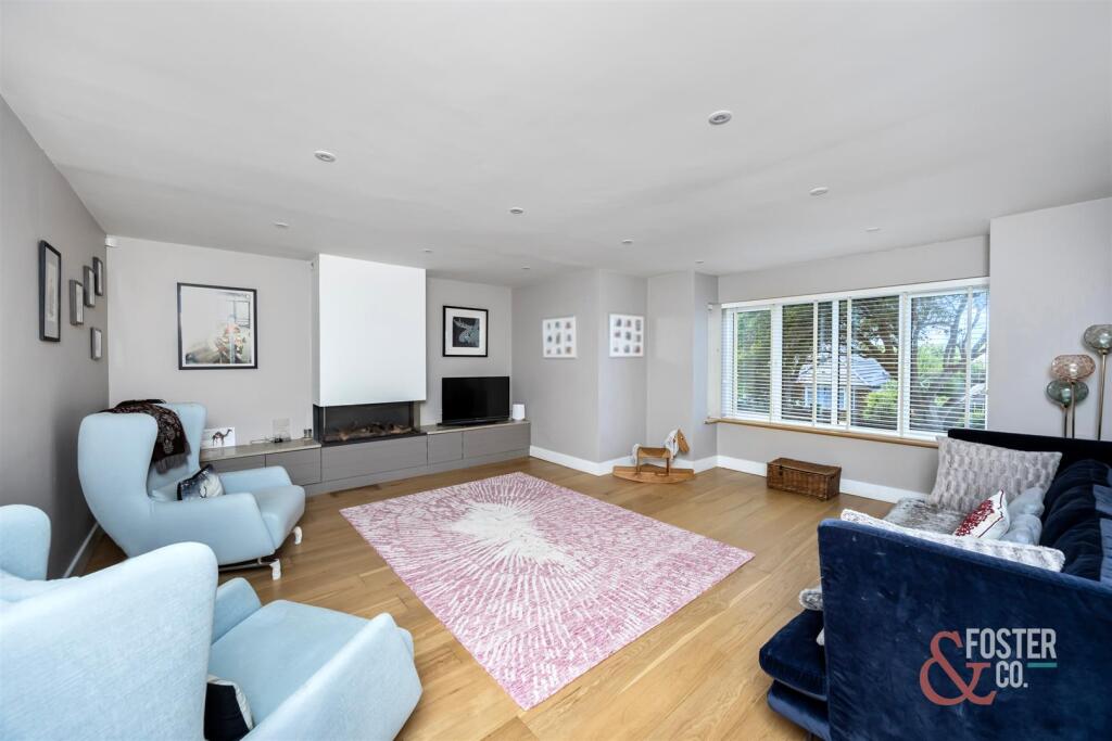 Benett Drive , 59-002.jpg