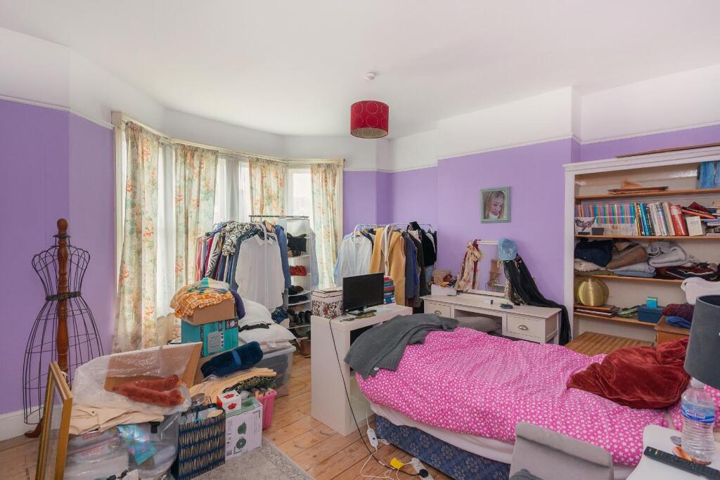 3F4AHD - Bedroom G.jpg