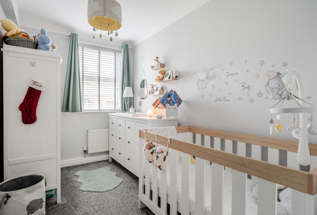 1385622-13-692872...