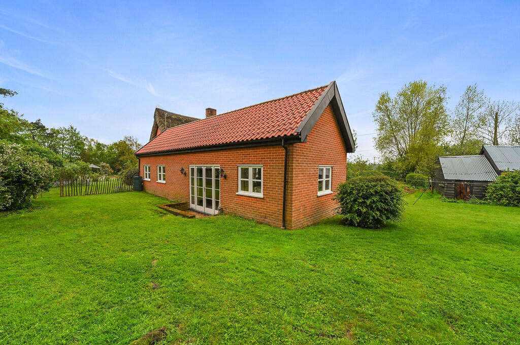 PT-DB(WP)-TheRose...