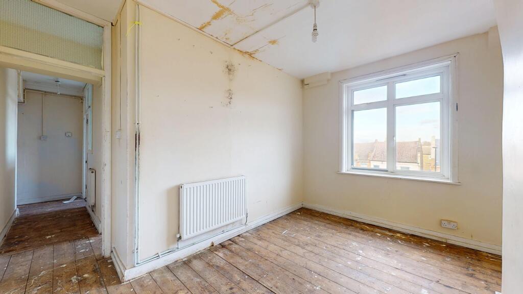 Flat 9, Block A Peabody Estate, Rosendale Road, Herne Hill, London, SE24 9EQ