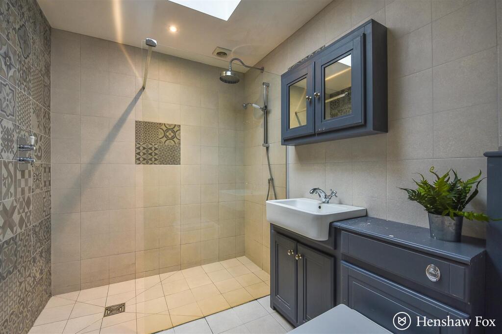 Ph9_5801346 - Copy.jpg