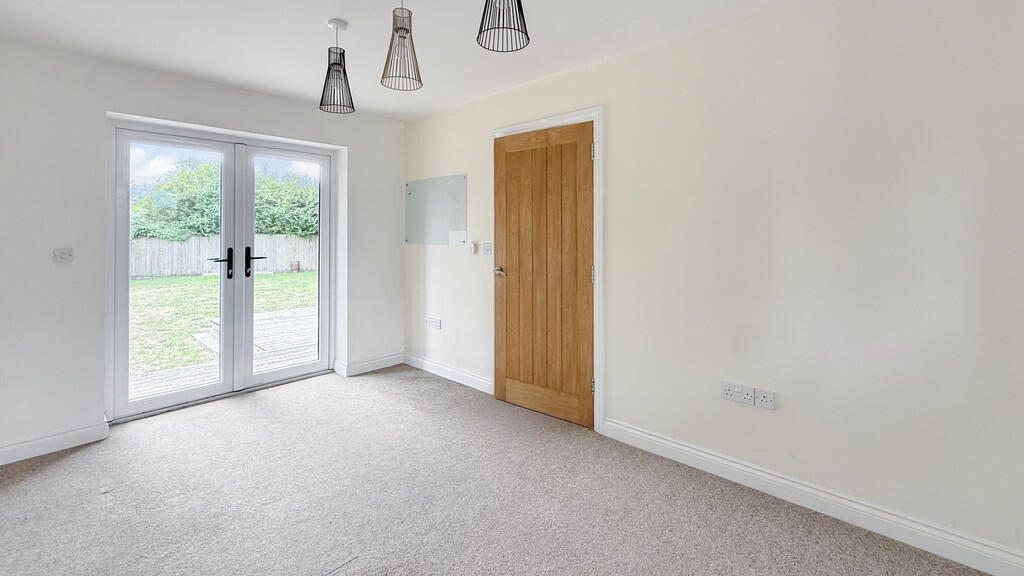 Bedroom/reception...