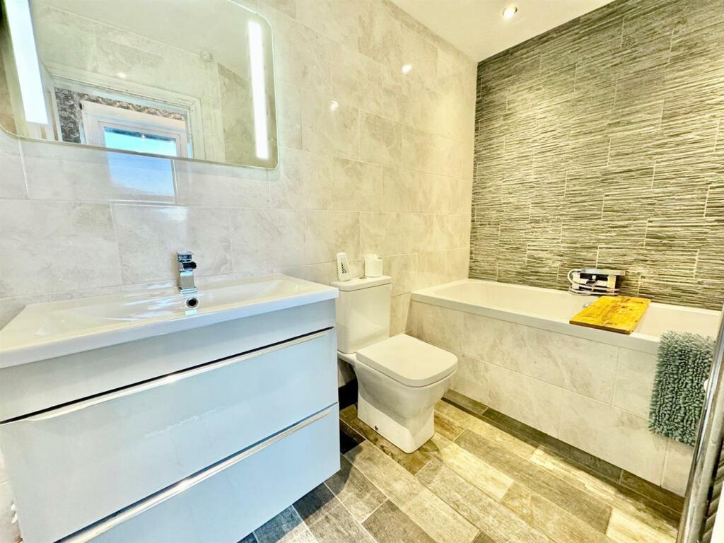 PHOTO-2024-11-18-18-30-22 (10).jpg