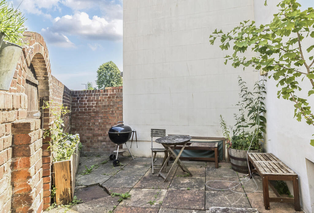 1313375-5-6852b7c...