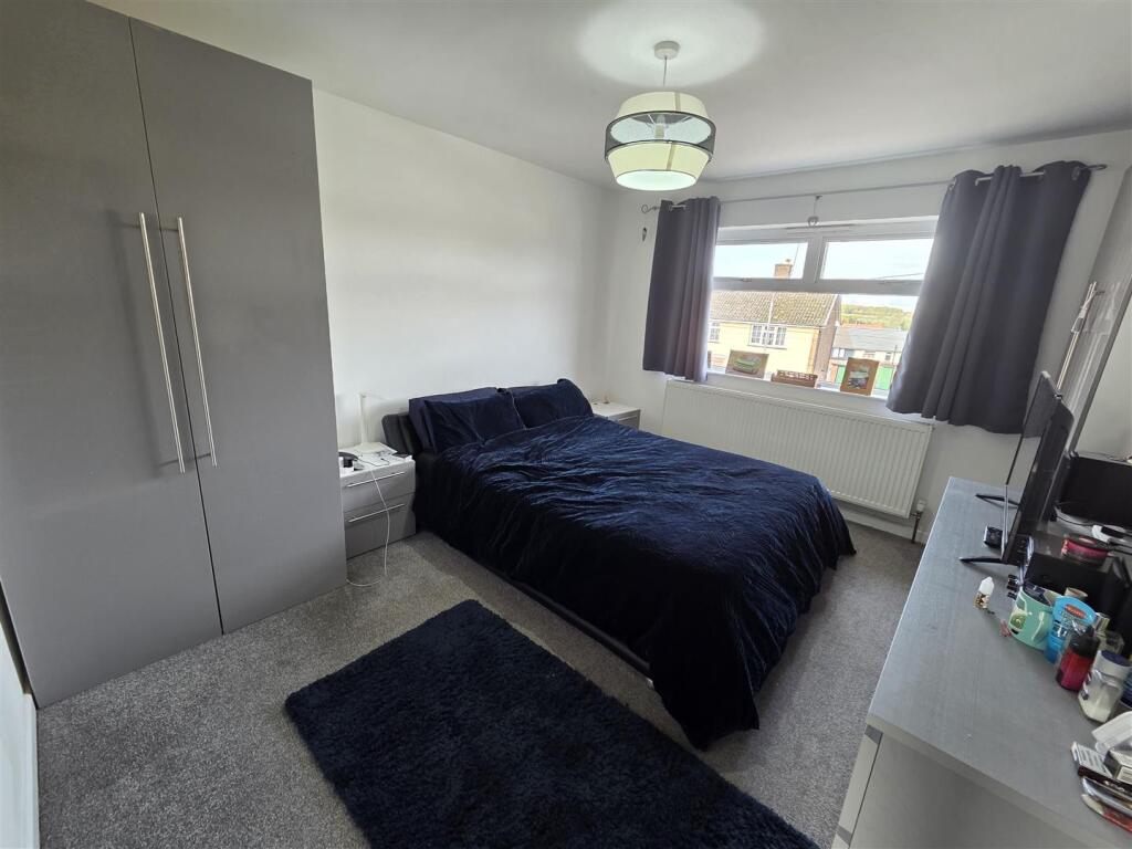 Bedroom 1!.jpg