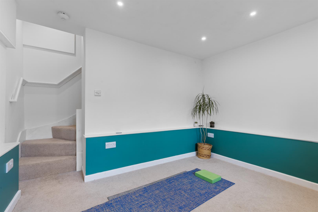 9 Bramwith Road, Sheffield 05_297.png