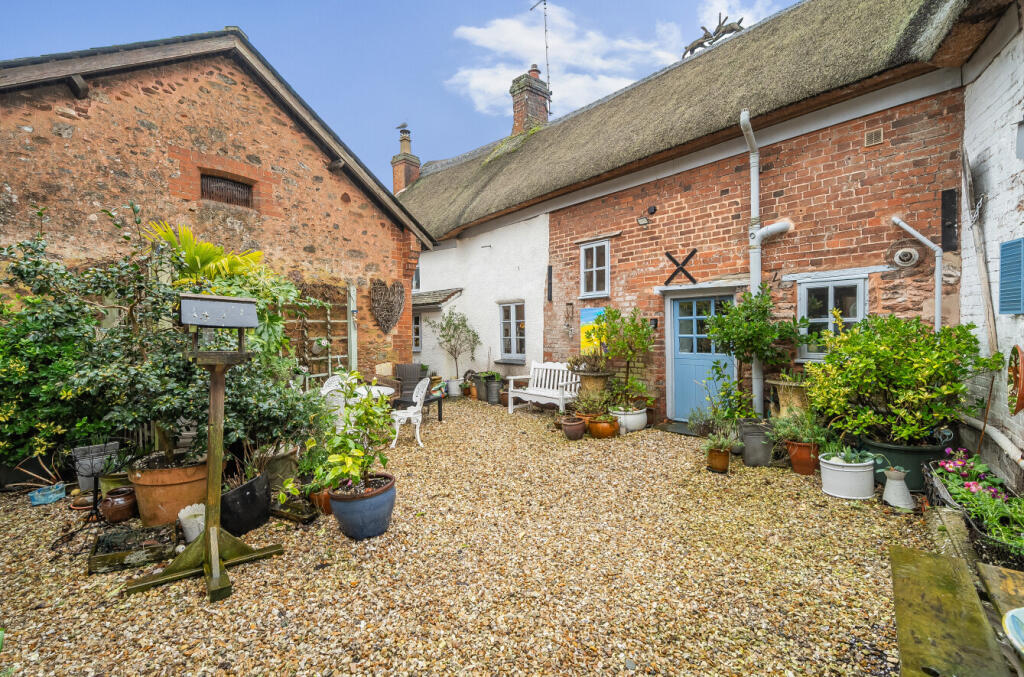 Courtyard Garden