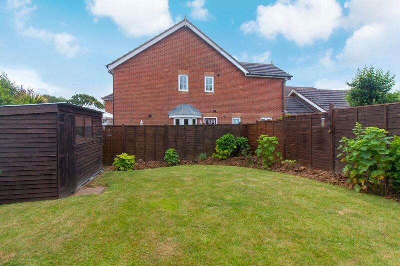 general 14412423_340