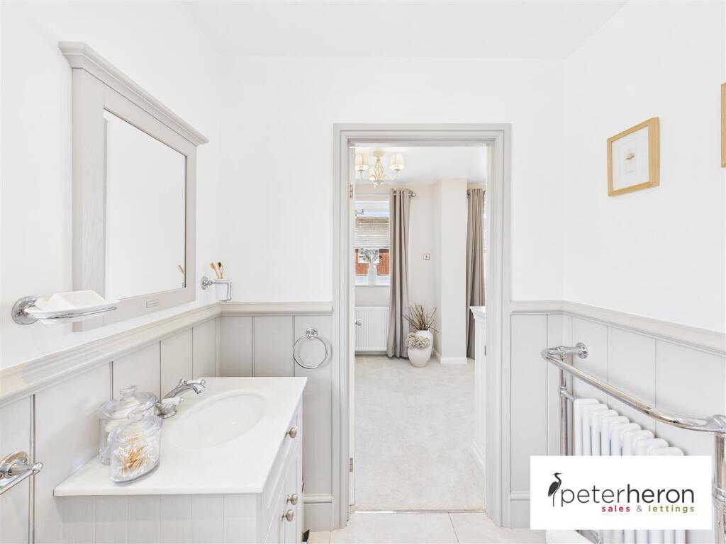 En-Suite Shower Room