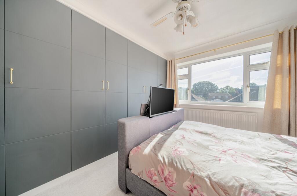 1360695-20-68da8d27b847c