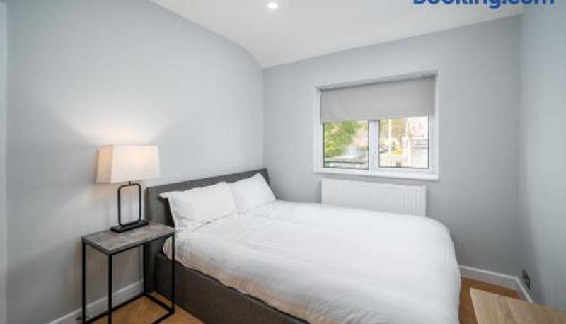 Skyline_Serviced_Apartments_-_Flat_B_Rockingham_Wa