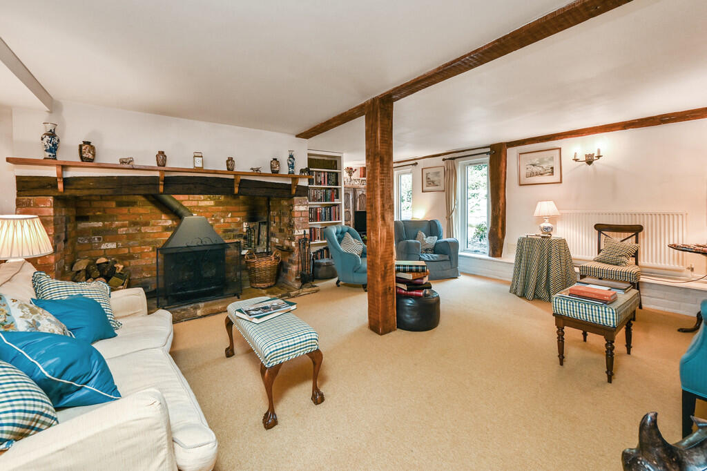 YEW TREE BARN - T...