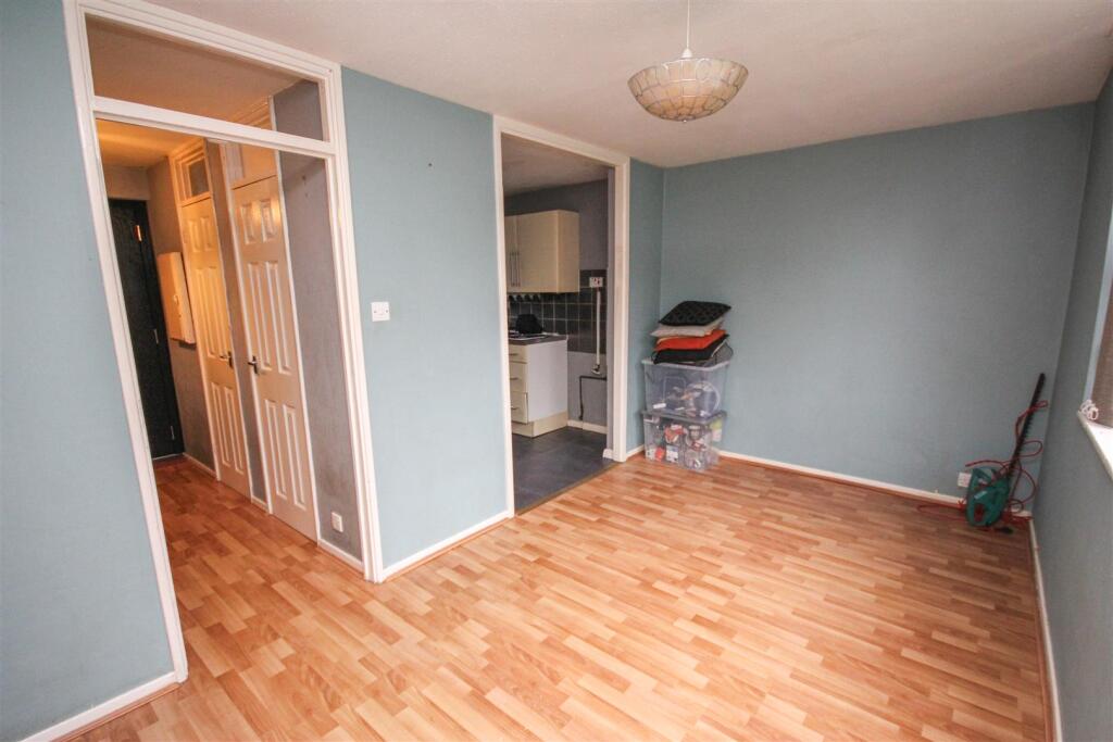 dining room 2.JPG