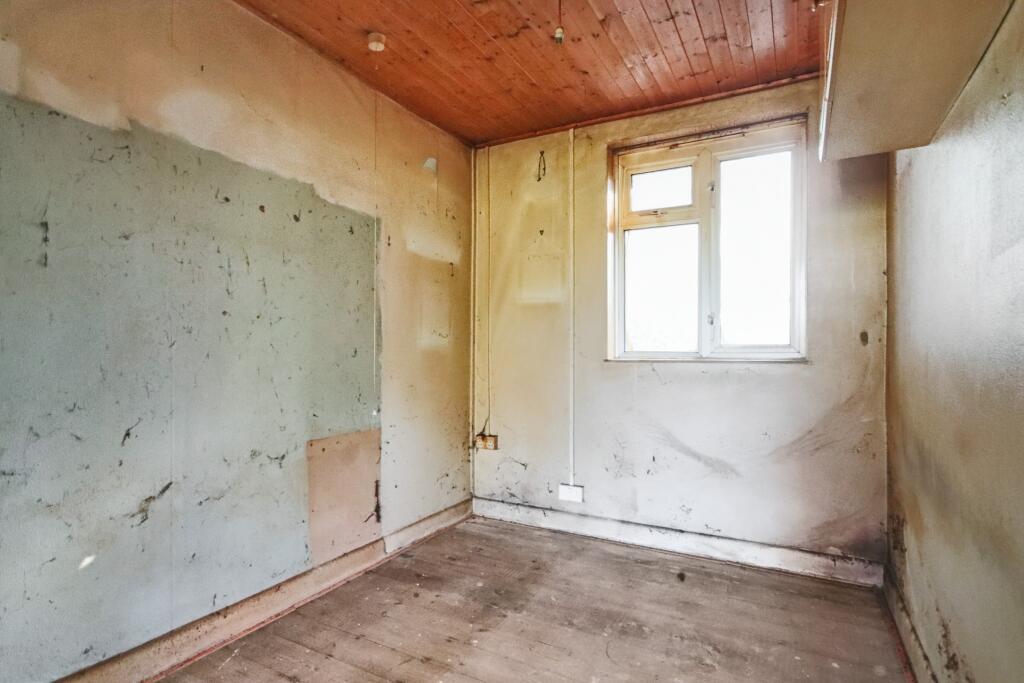 93 Hayling Road, Watford, Hertfordshire, WD19 7DP