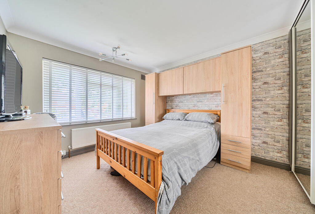 1298335-39-6831e5...