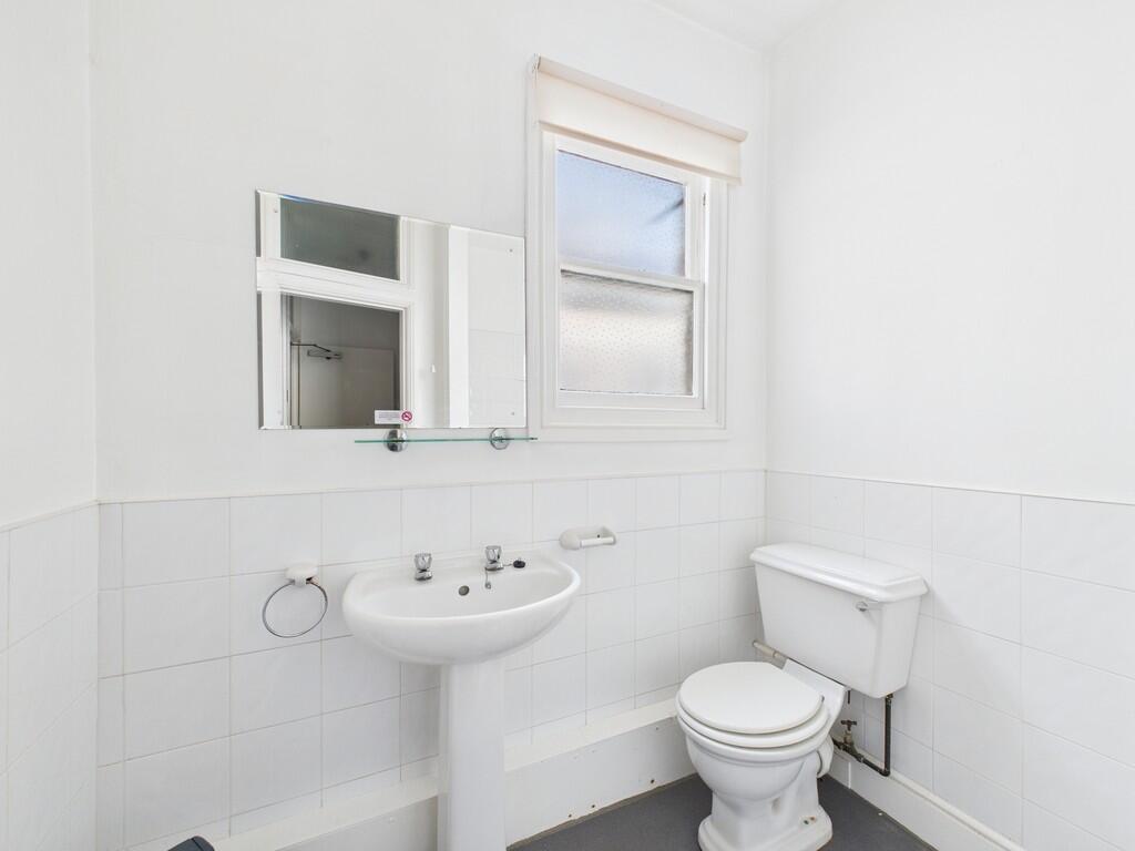 CAM01835G0-PR0342...