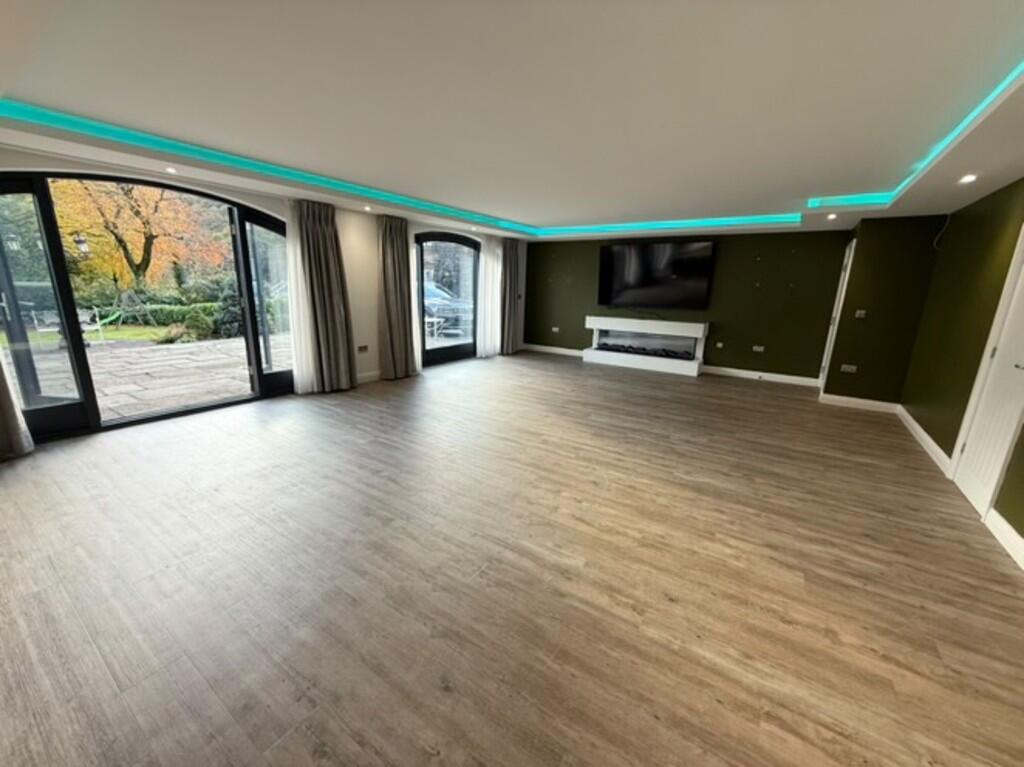 Open Plan Ground ...