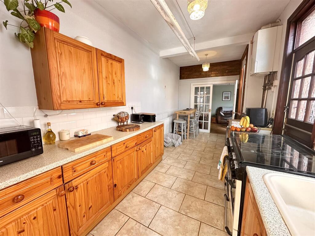 Breakfast Kitchen